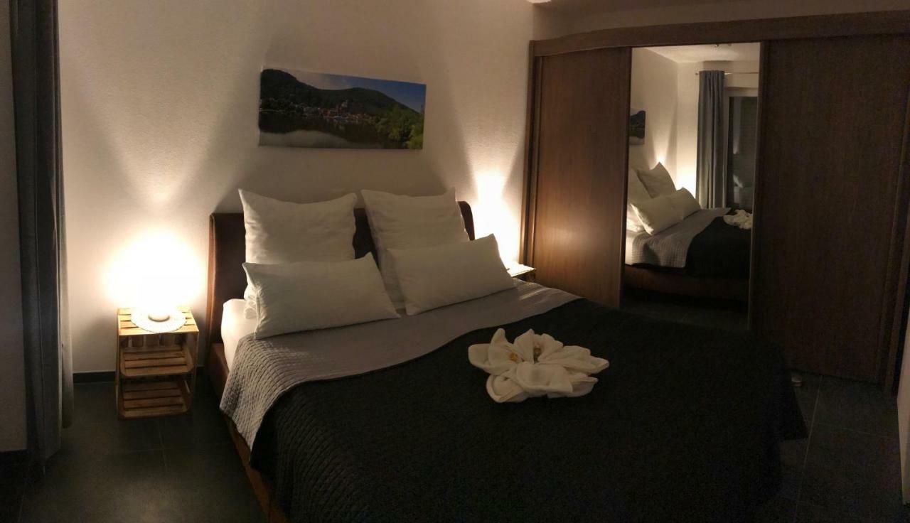 Main Boarding House Apartment Miltenberg Bagian luar foto
